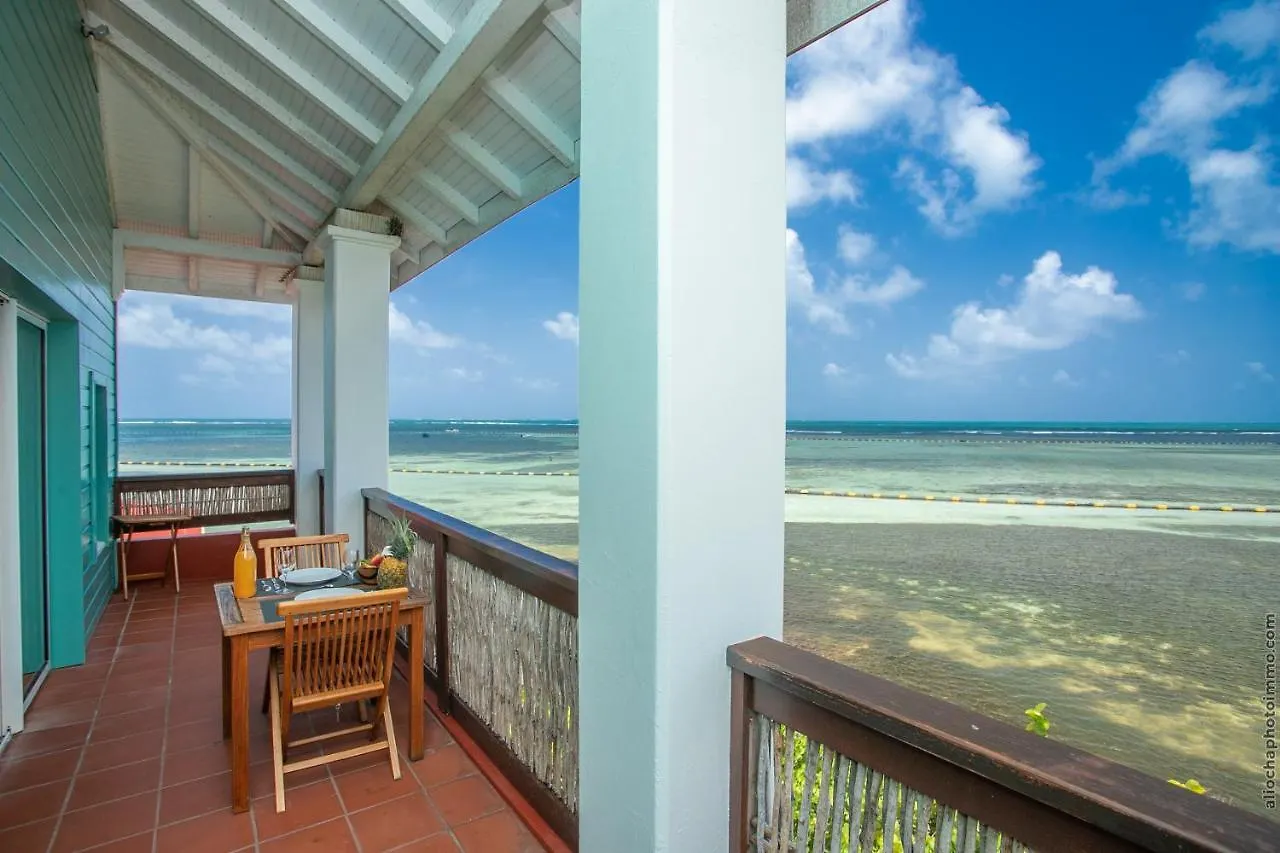 Emeraude Villas - Beach Le Francois 0*,